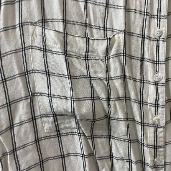 L&G Plaid Tie Front Shirt - Picture 7 of 10